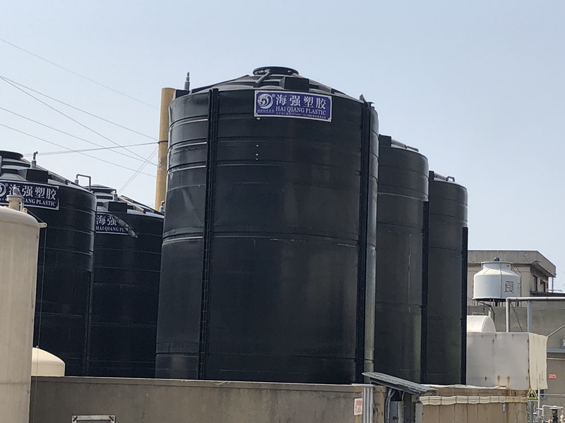 PE立式儲罐的安全運(yùn)輸